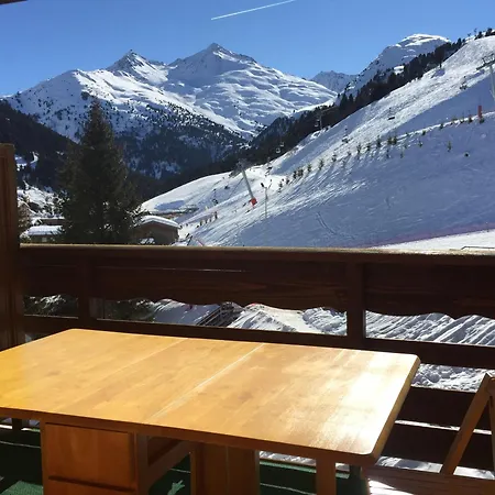 Apartment 5 Pers, Balcon Sud, Tv, Wi-fi, Kitchenette Equipee - Fr-1-182-19 Meribel